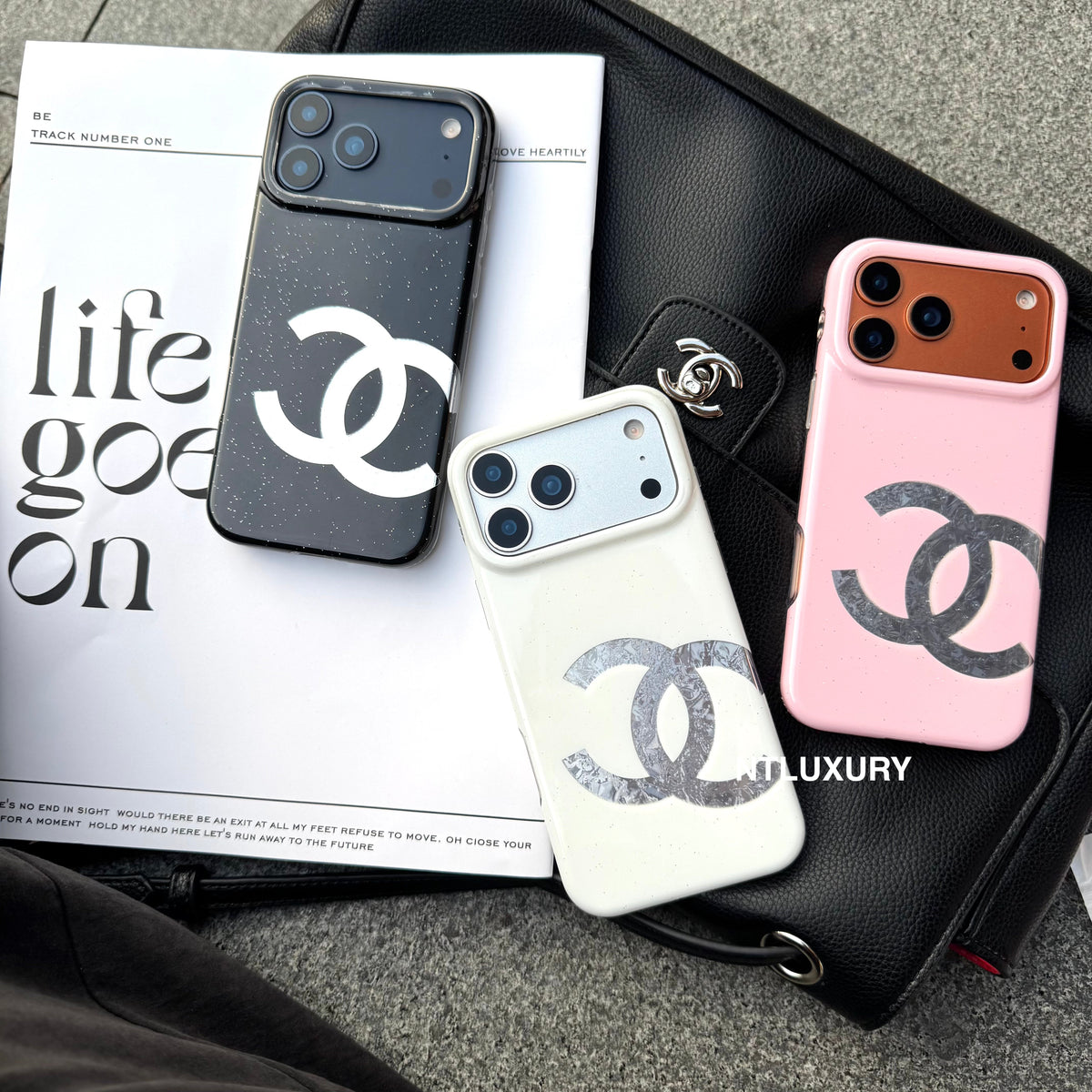 Asymmetric Design Glitter CC Phone Case