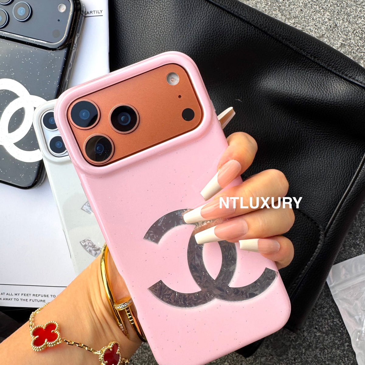 Asymmetric Design Glitter CC Phone Case