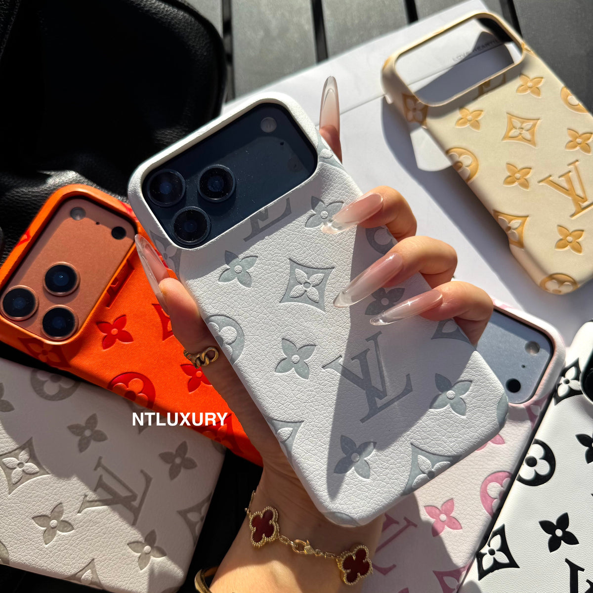Fresh Air Colorful Love Phone Case