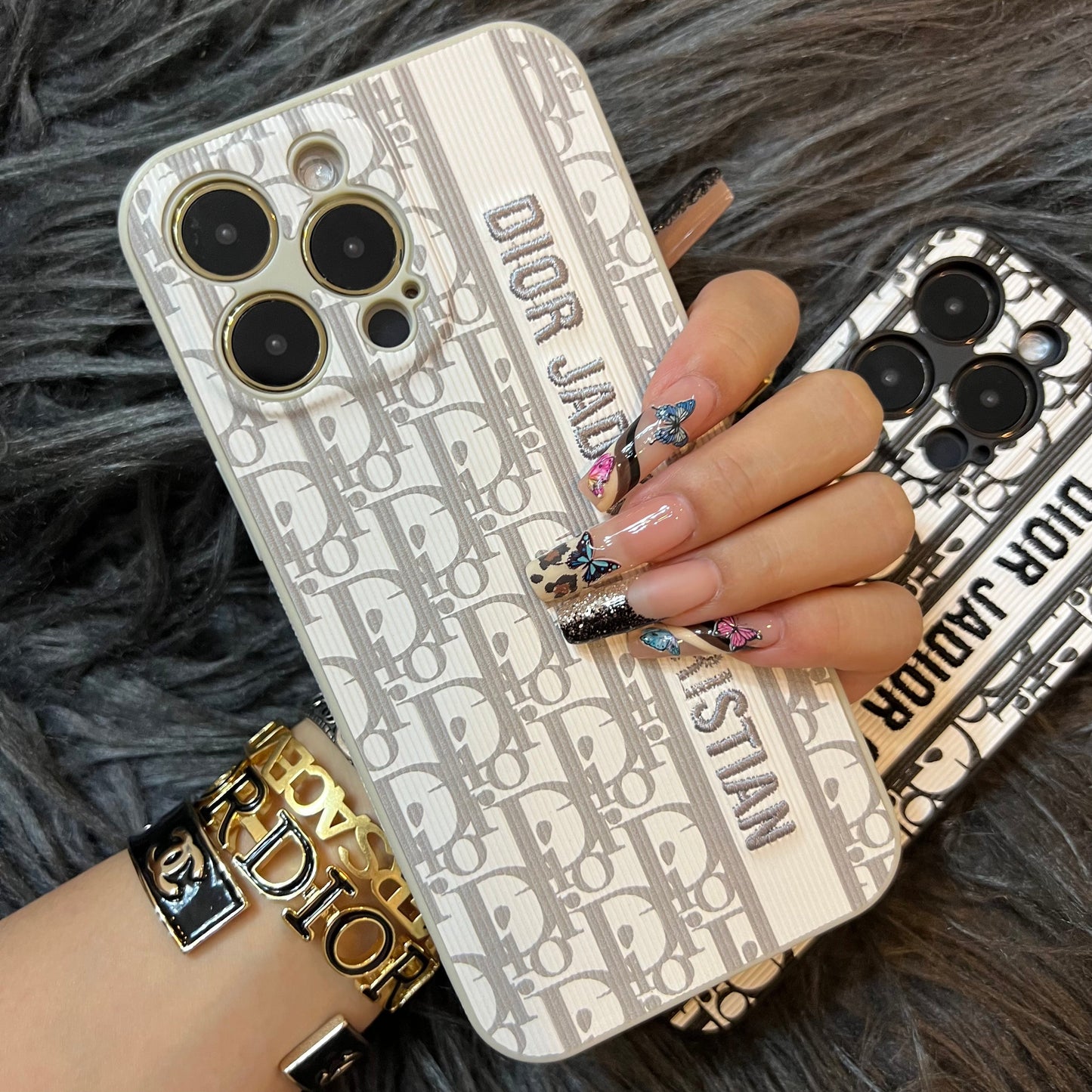 Dore Phone Case With Camera Protection