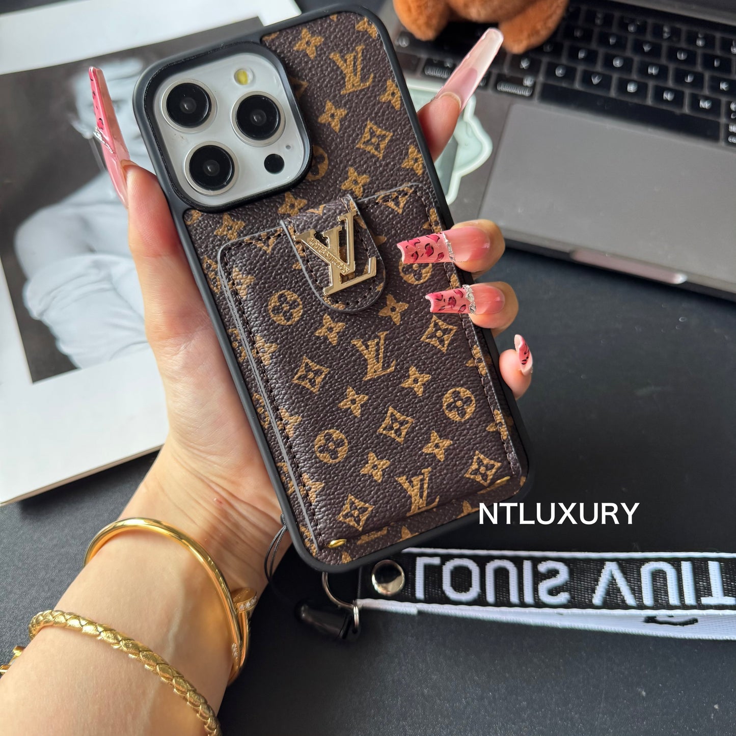 Traditional Love Phone Case with Card Purse & Stripe