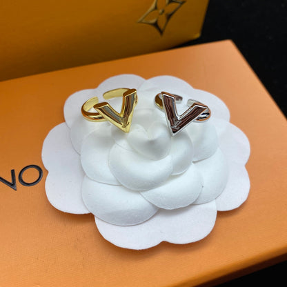 Anello aperto semplice a V