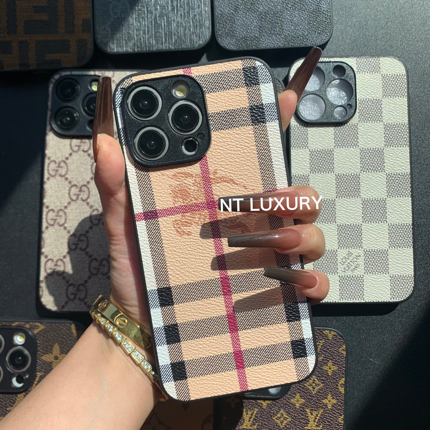 Traditional Phone Case with Camera Protection (B)