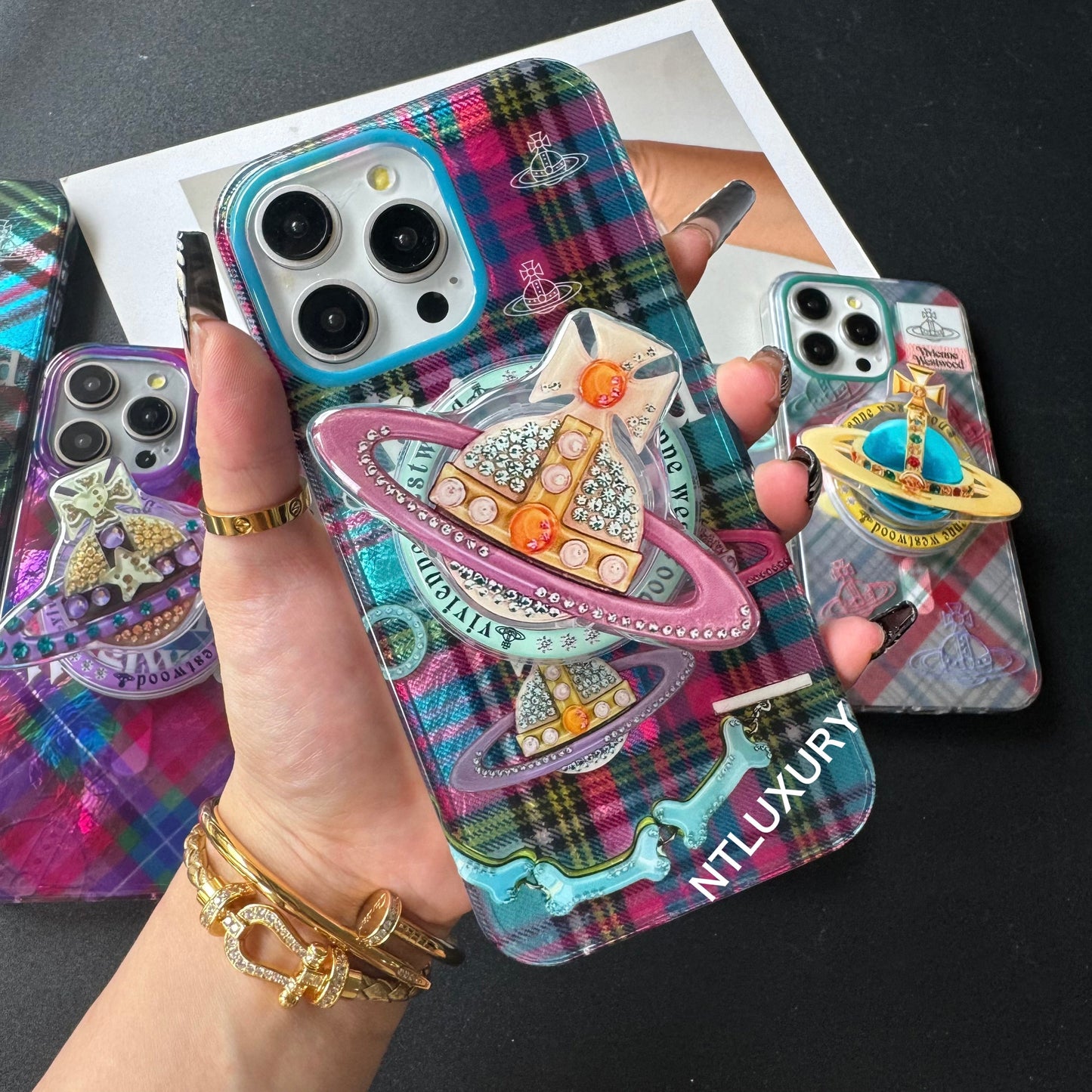 Latticed West Woo iPhone Case with MageSafe Holder