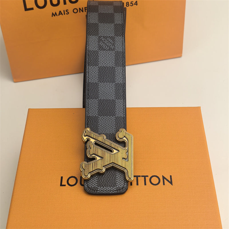 Horizontal Textured Buckle Belt (Black Latticed)