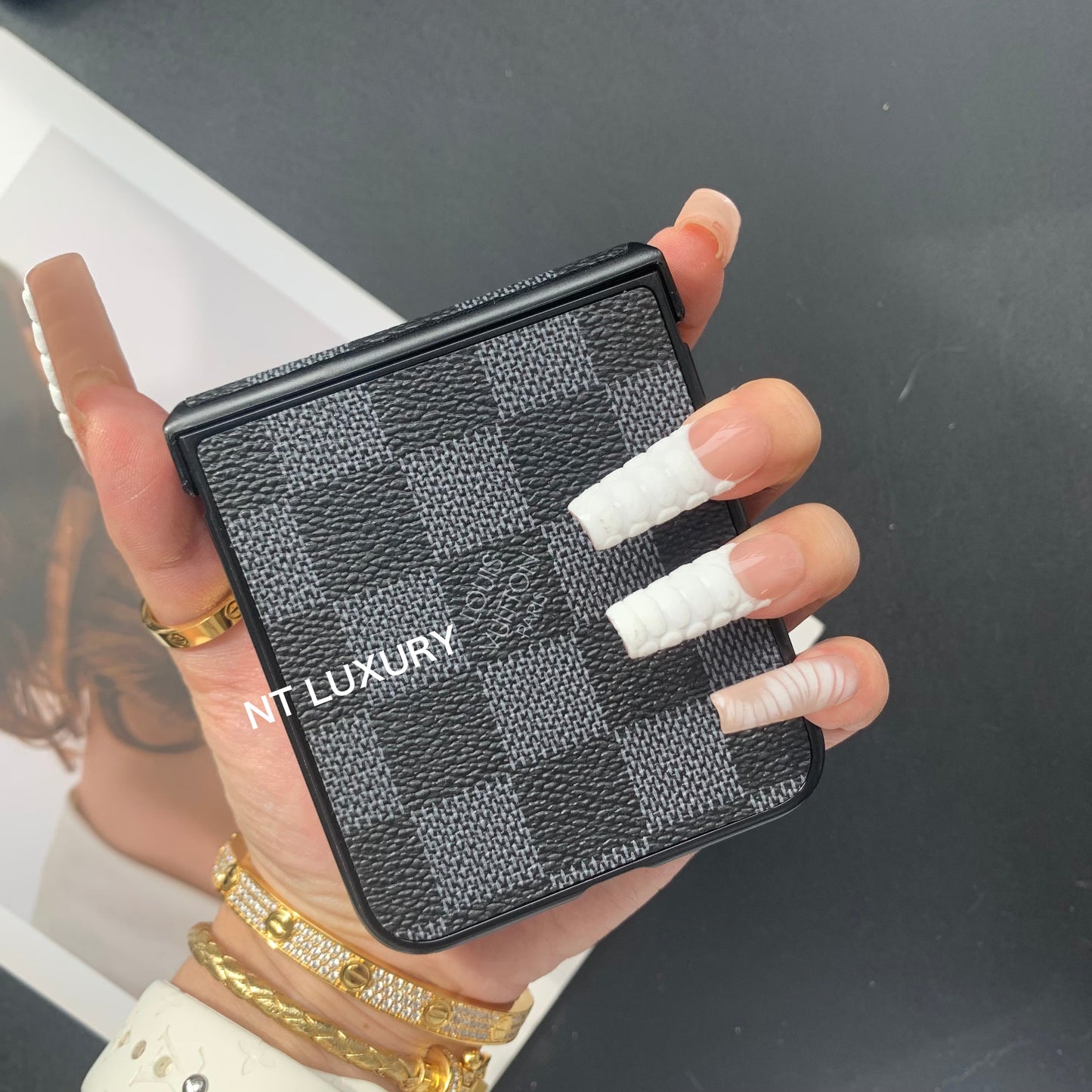 Traditional Floral Samsung Case For Z-Flip Series
