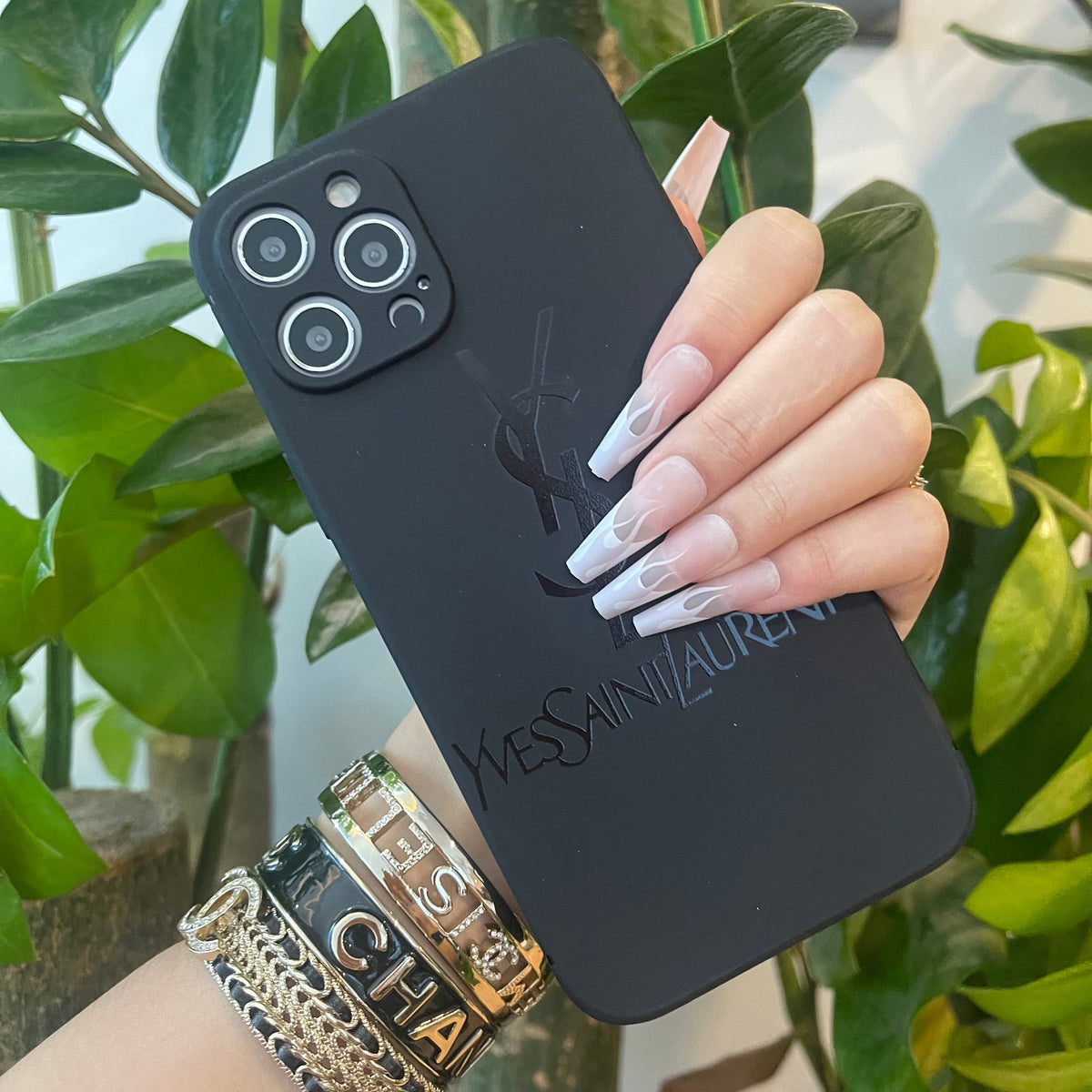 Coque de téléphone noire tendance