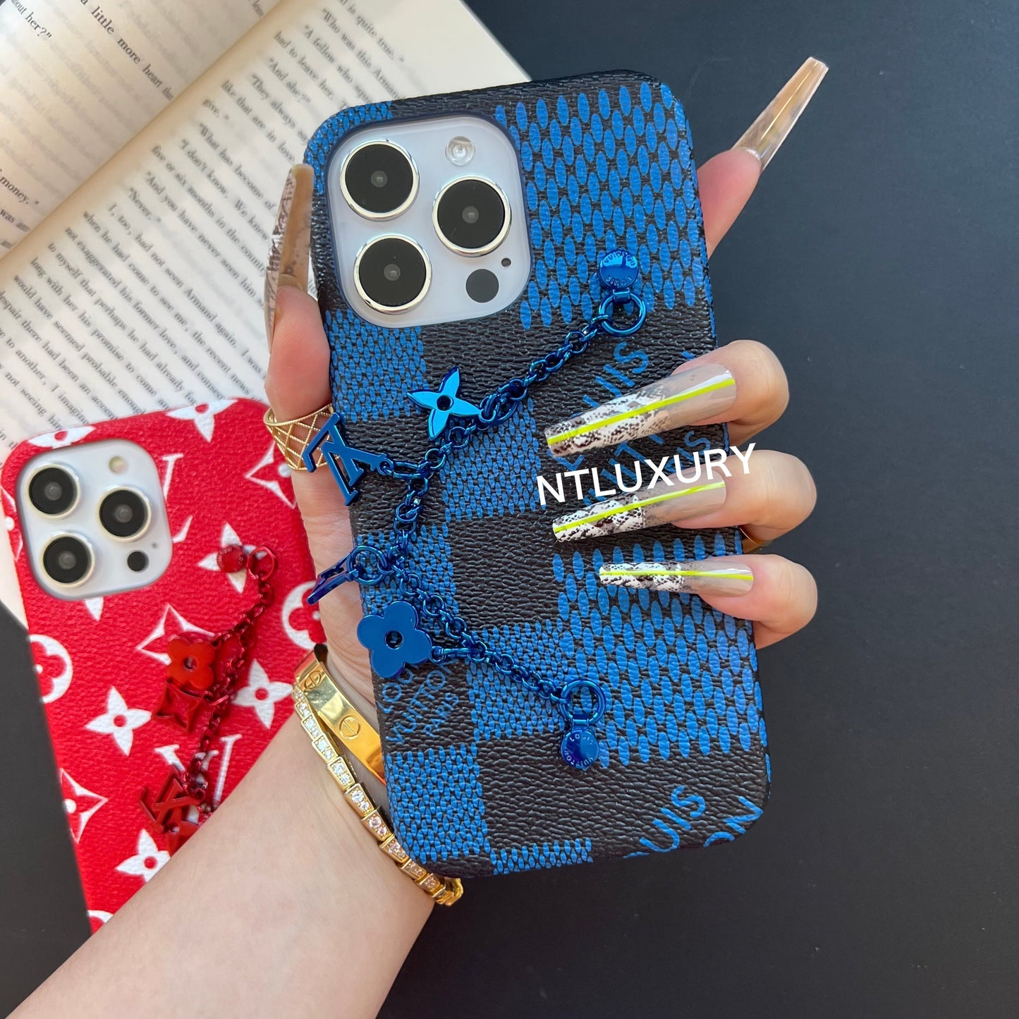 Chic Love Girl Phone Case with Waistband