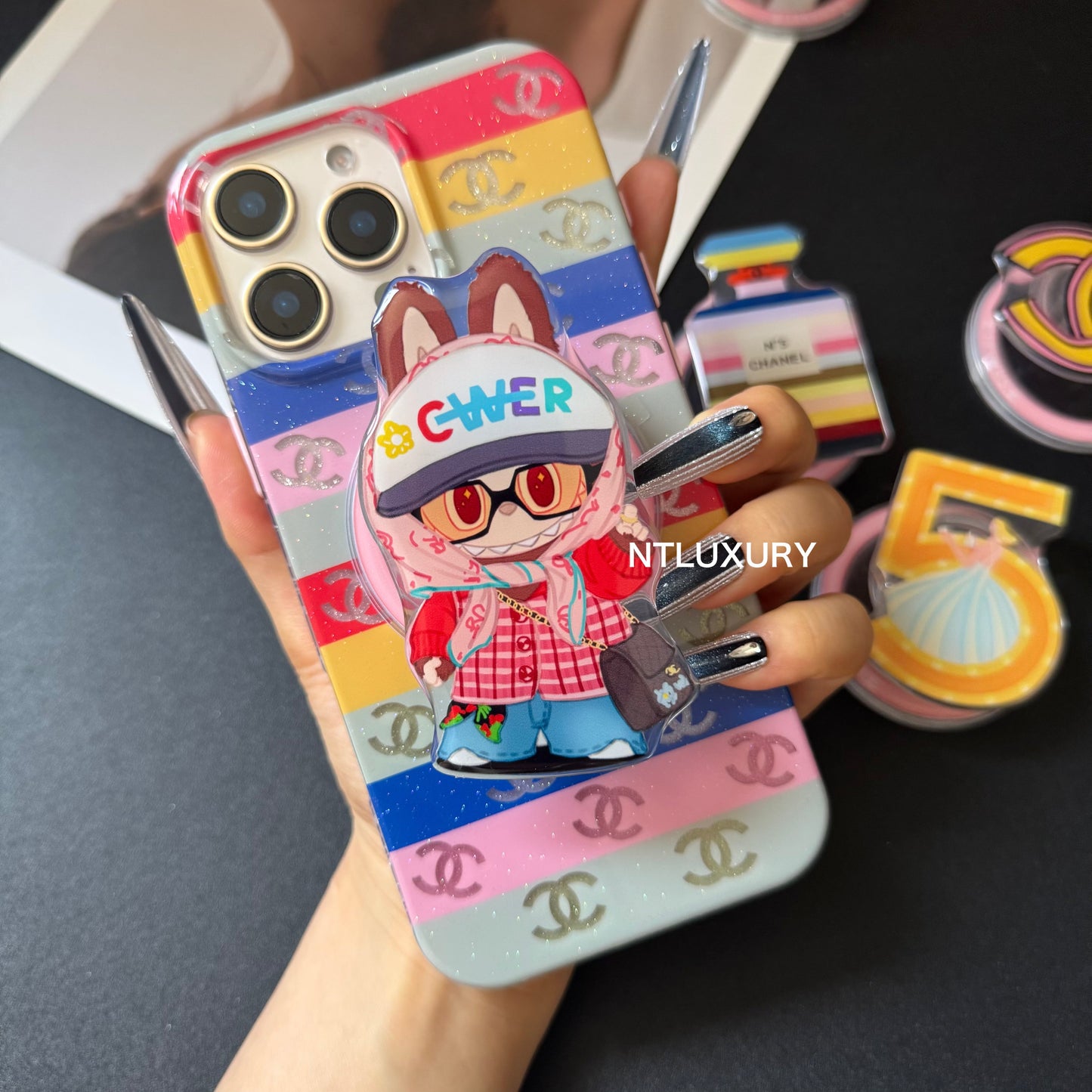 Creative MagSafe Phone Case with Holder