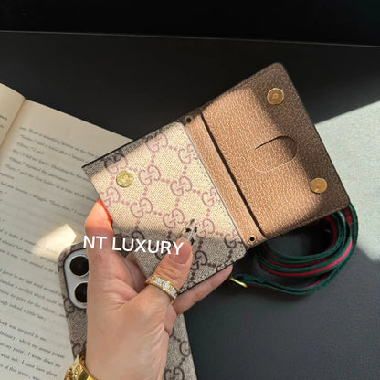 Coque de téléphone au design floral traditionnel et fabuleux