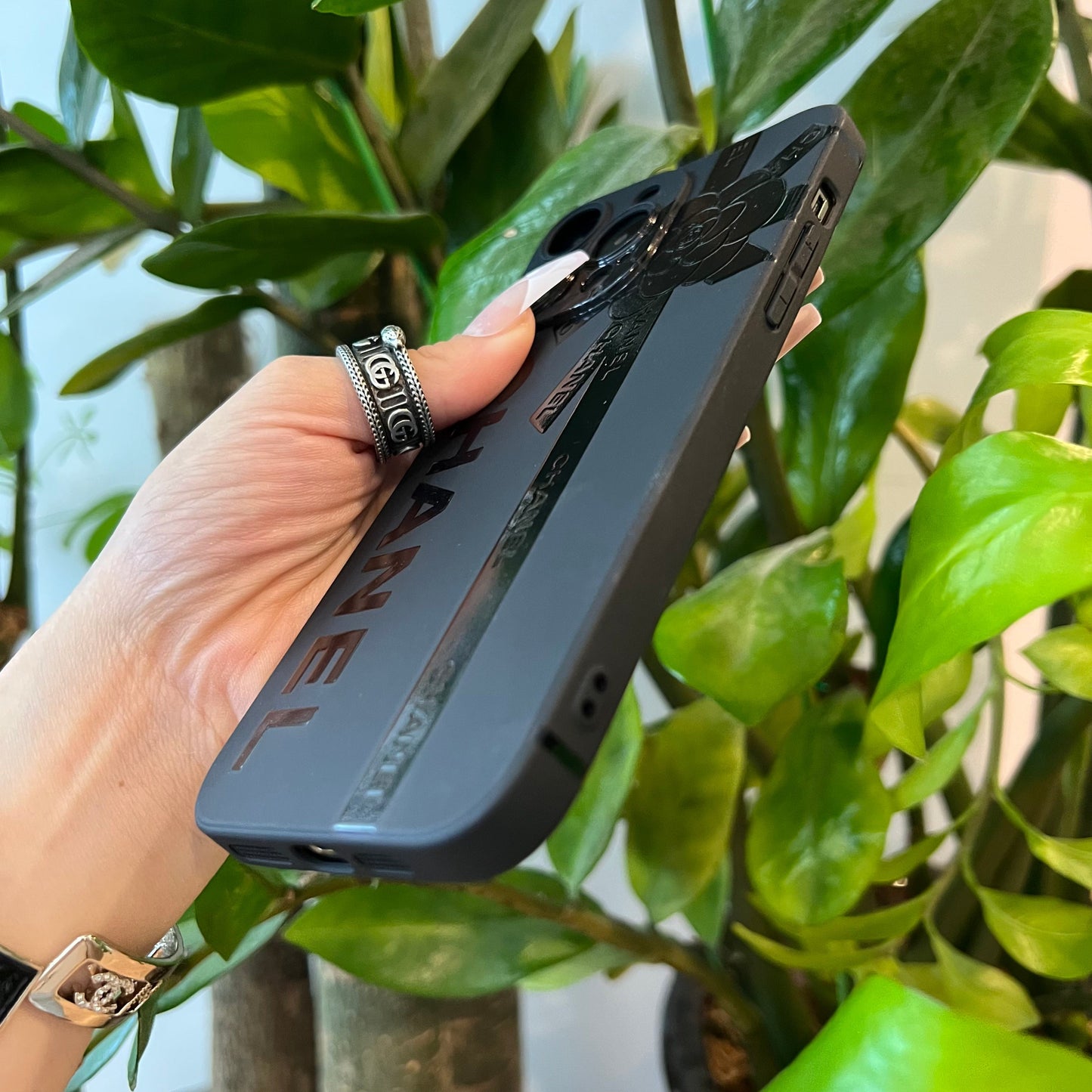 Black Trendy Phone Case ( C Gift )