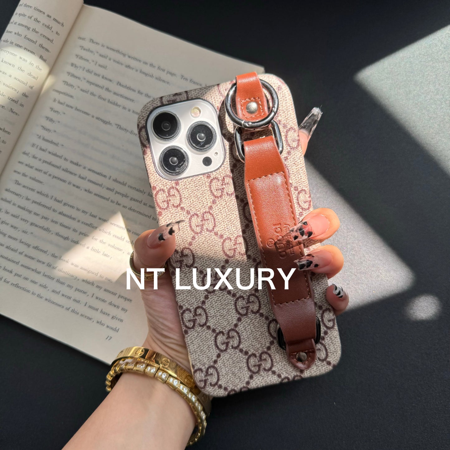Traditional Leather Waistband Phone Case (Good)