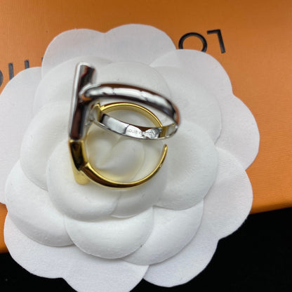 Anello aperto semplice a V