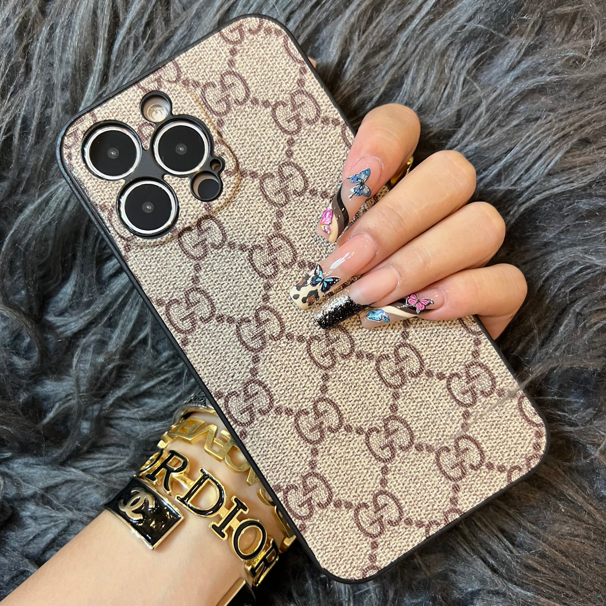 Bonne coque de téléphone avec protection de l'appareil photo