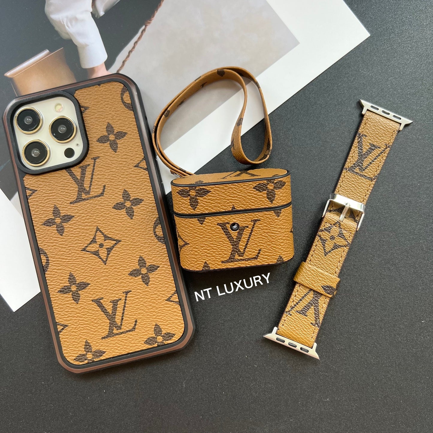 Traditional Touch Watchband For iWatch (Yellow Love)