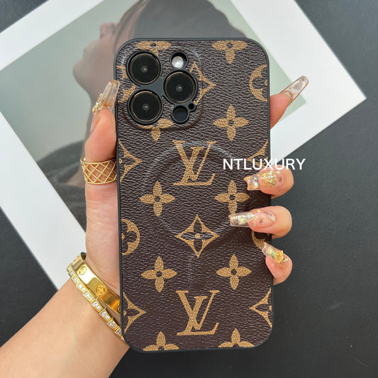 Traditional Design Phone Case (Magsafe)