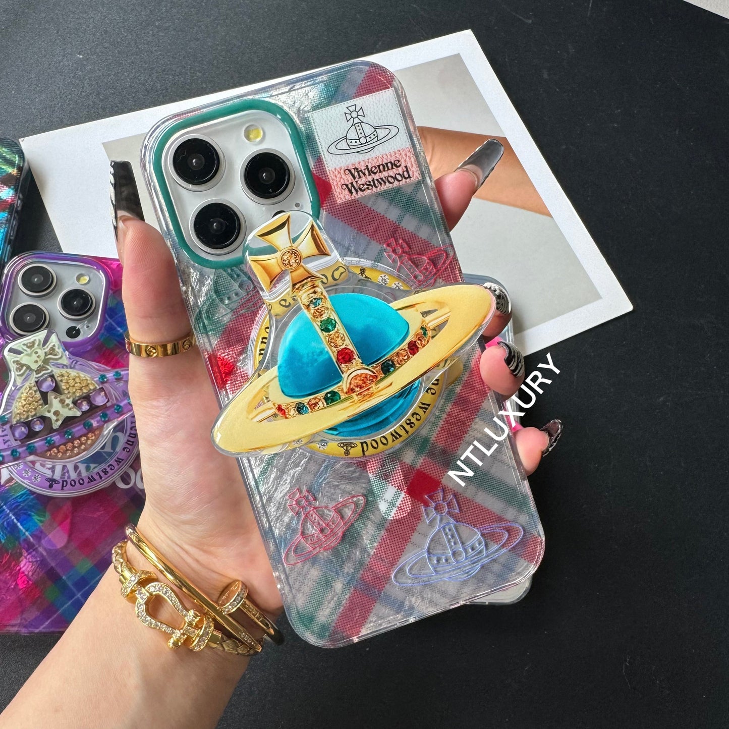 Latticed West Woo iPhone Case with MageSafe Holder
