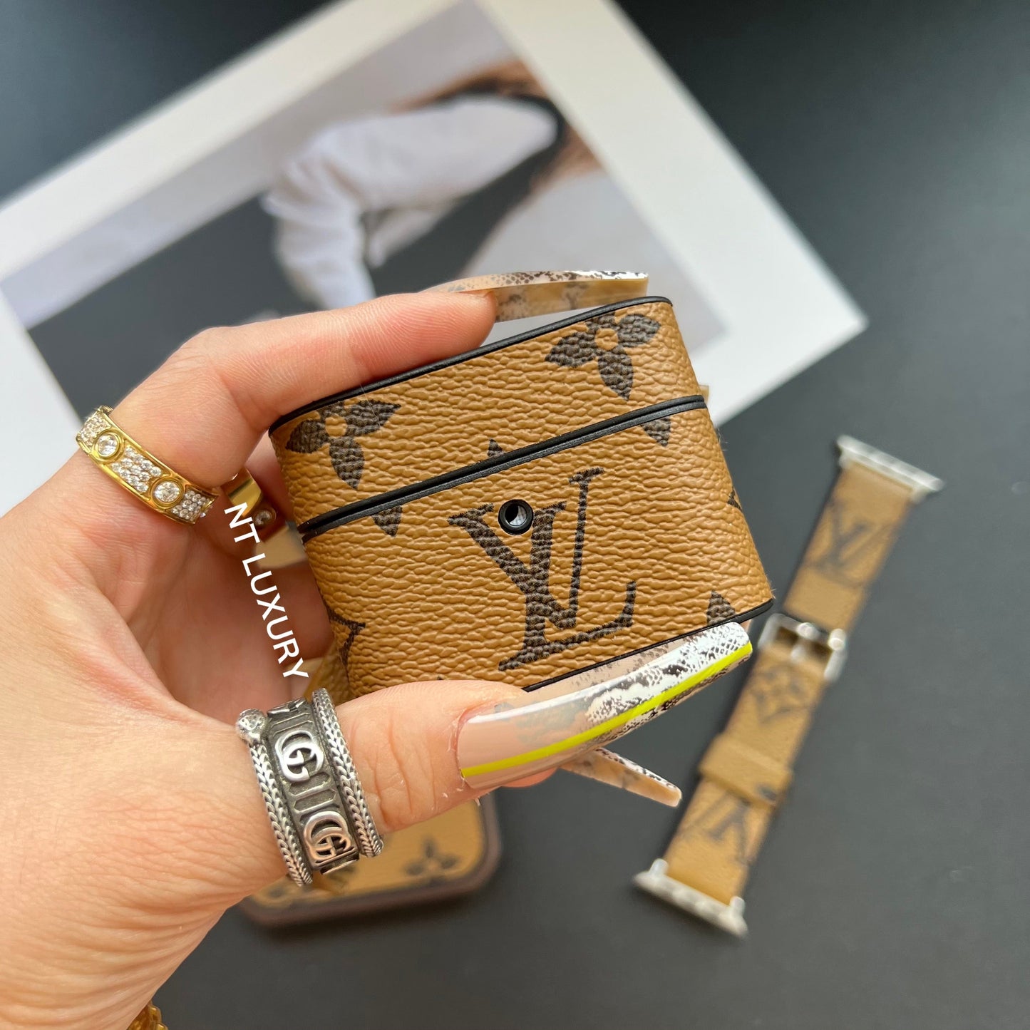 Traditional Touch Watchband For iWatch (Yellow Love)