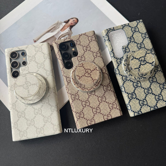 Traditionelle Liebe Handyhülle mit MagSafe-Halter (Gut)