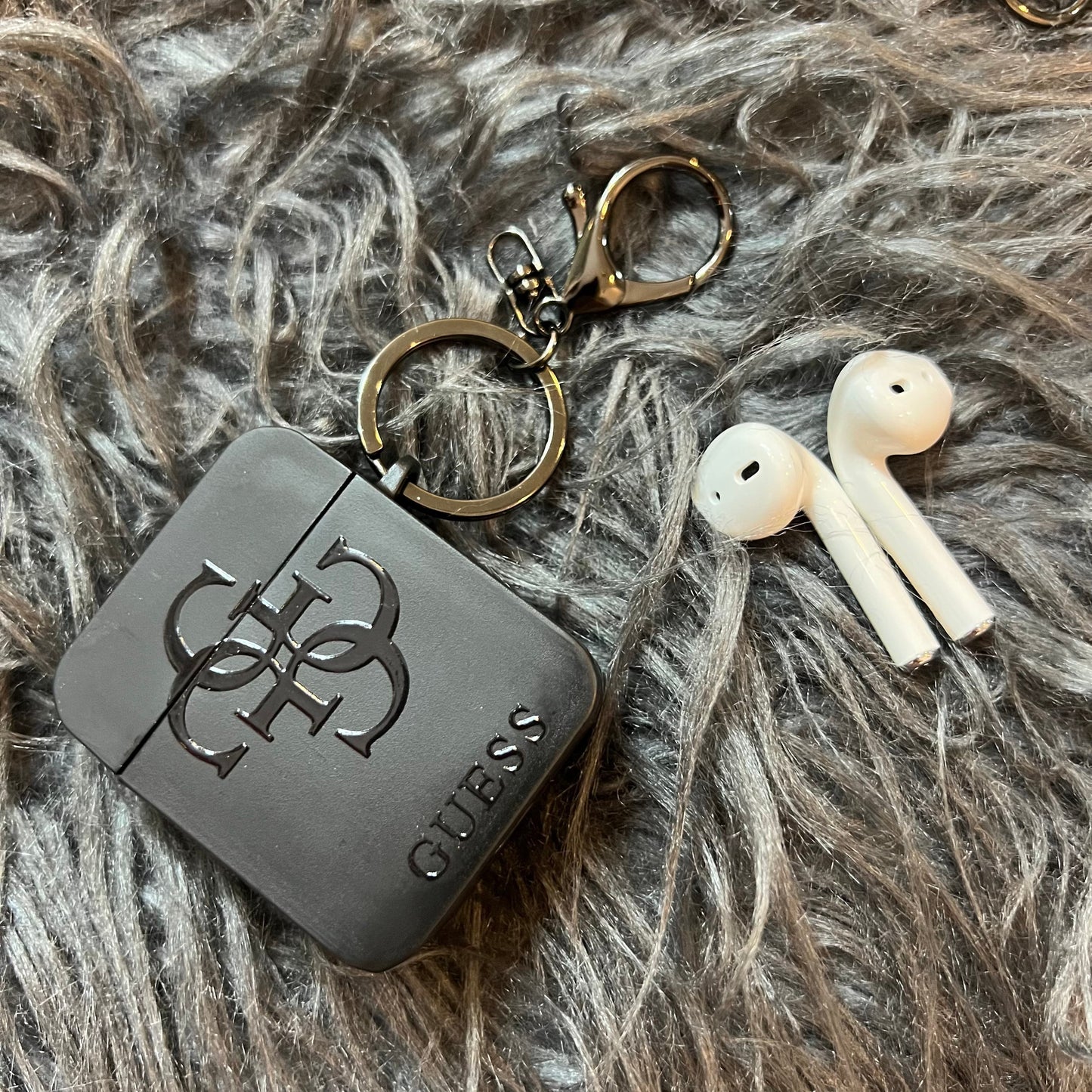 Black Trendy Airpods Case (L GU)