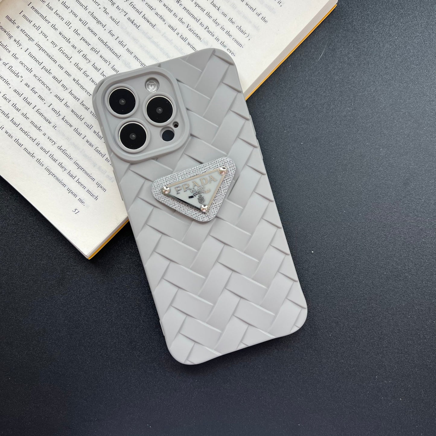 Plait Design Phone Case (Grey)