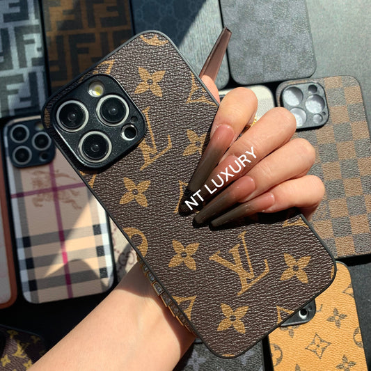 Coque de téléphone classique avec protection d'appareil photo (Grand Amour)