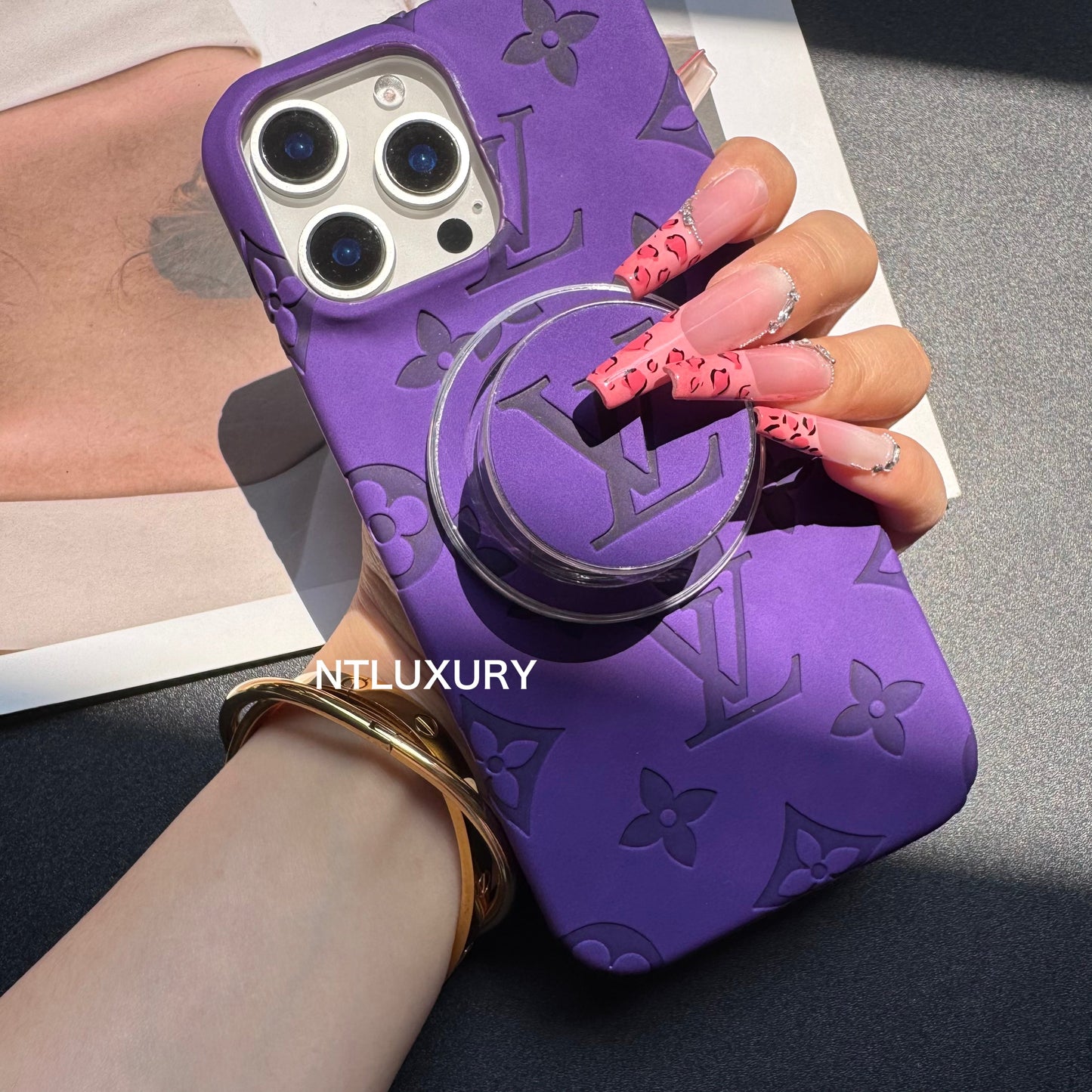 Soft Cloud Touch Design iPhone Case with Magsafe Holder