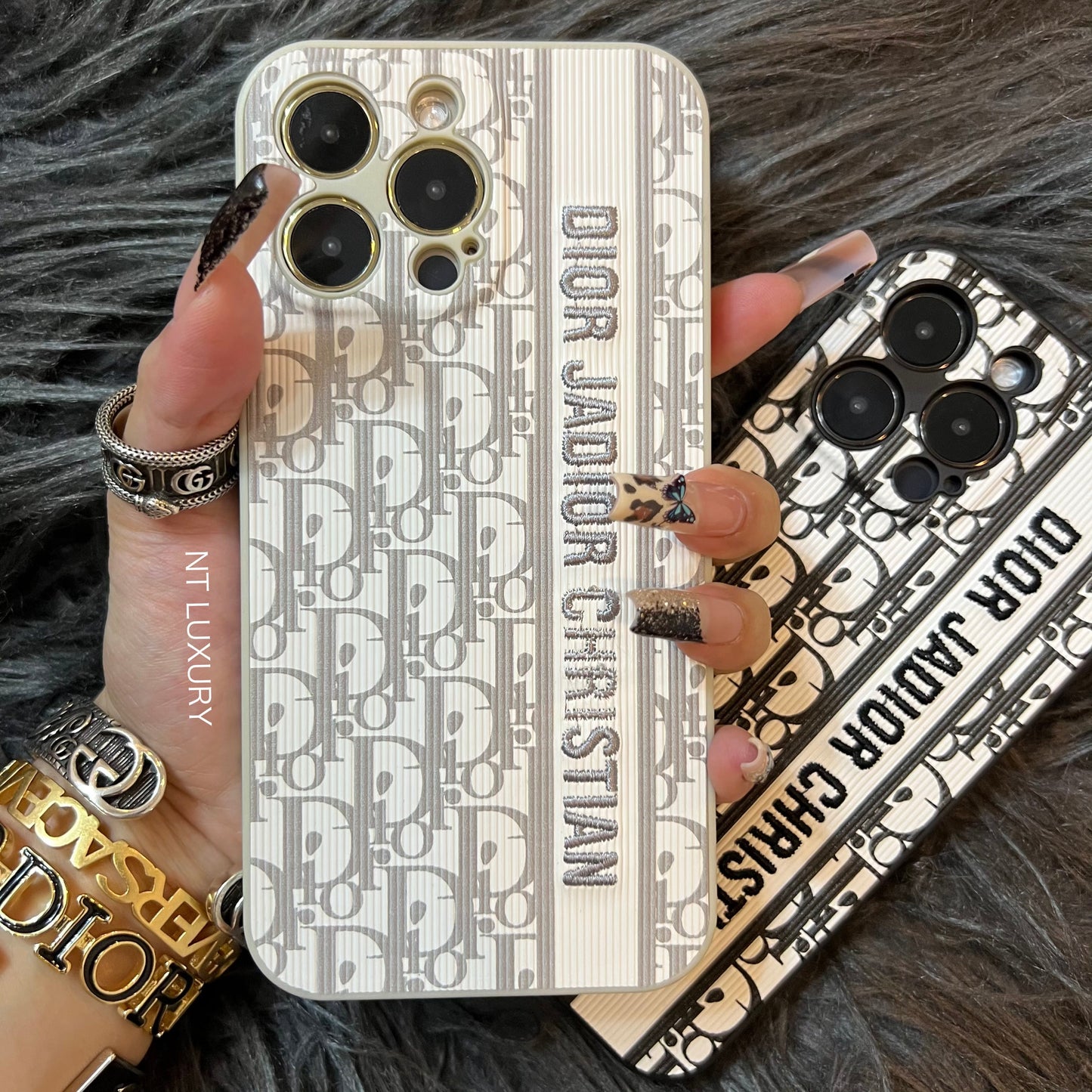 Dore Phone Case With Camera Protection