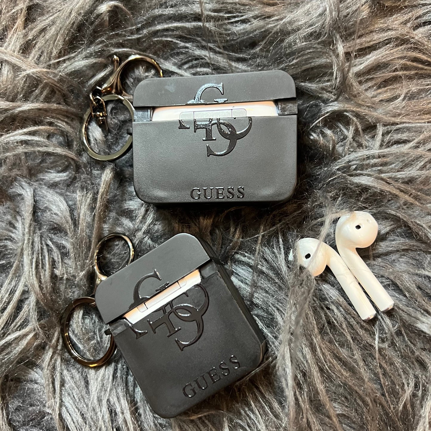 Black Trendy Airpods Case (L GU)