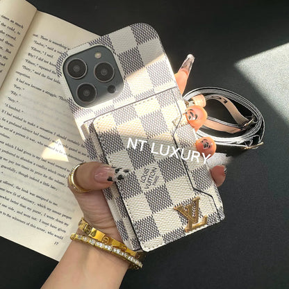 Coque de téléphone au design floral traditionnel et fabuleux