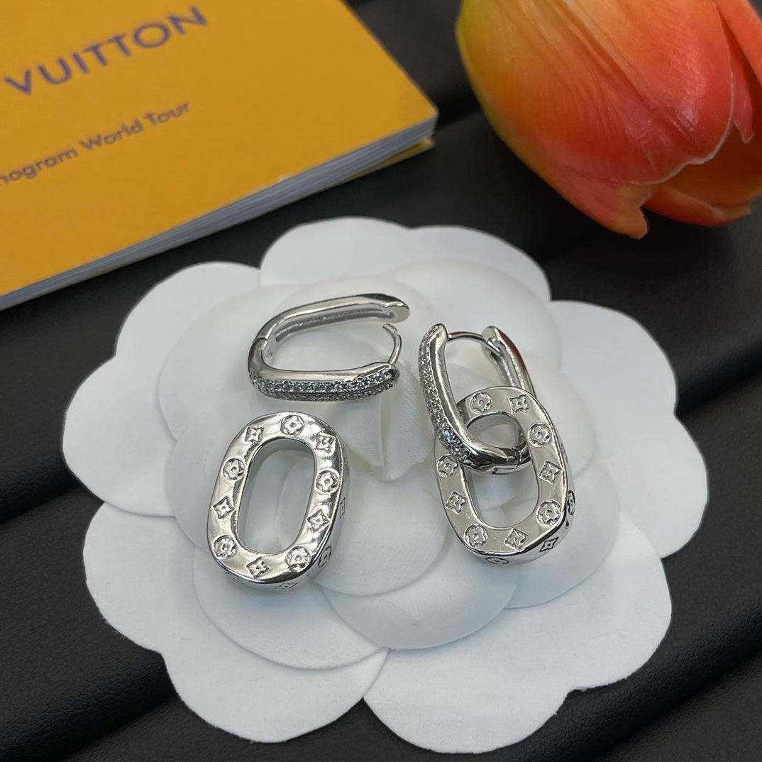 Love Chain Earrings