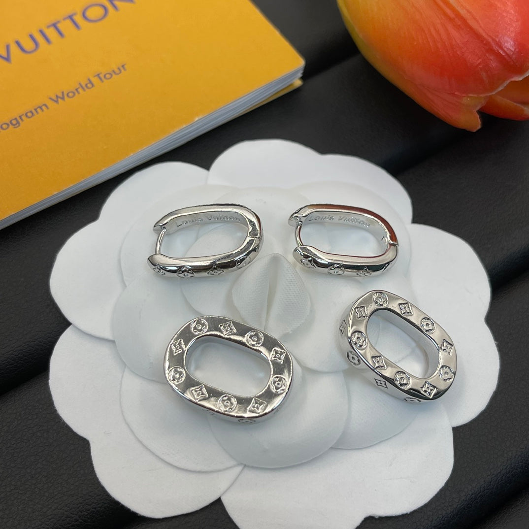 Love Chain Earrings