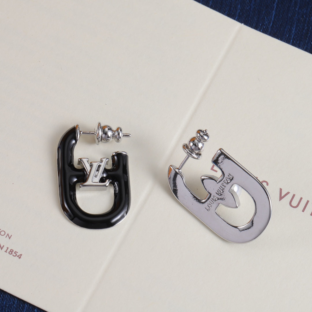Sweet Love Design Earrings