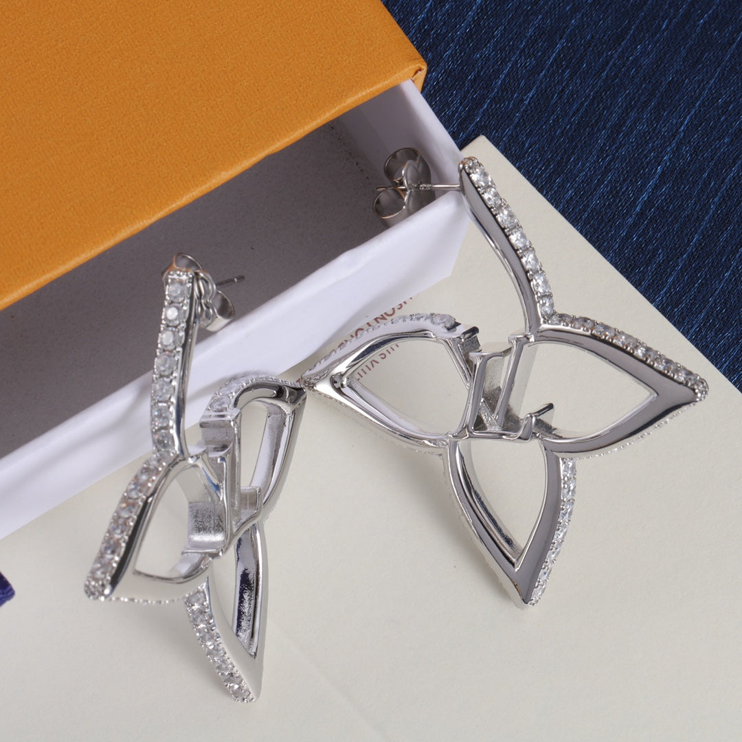 Love Earrings