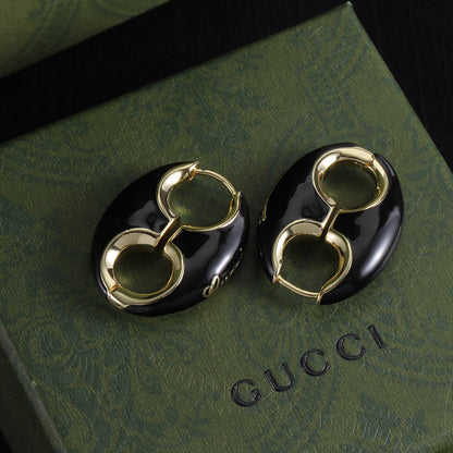 Boucles d'oreilles anciennes de qualité