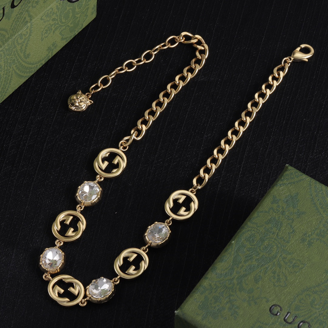 Good Fancy Design Bracelet & Earrings & Necklace (White)