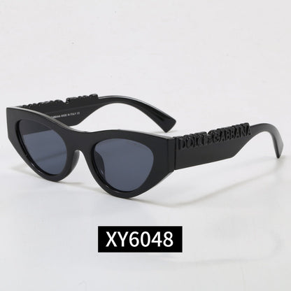 DoG Design Letter Side Cool Sunglasses