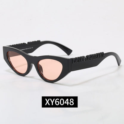 DoG Design Letter Side Cool Sunglasses