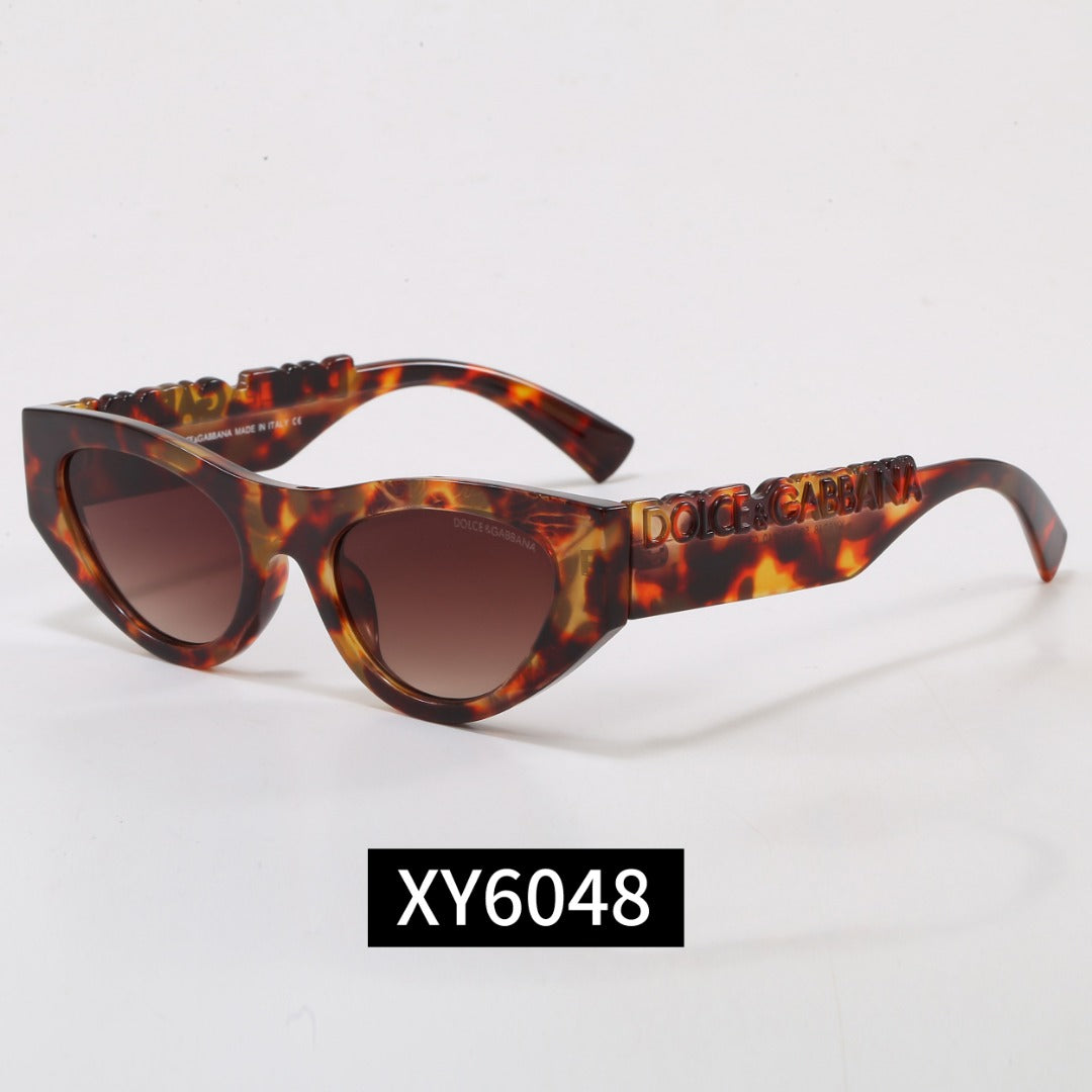DoG Design Letter Side Cool Sunglasses