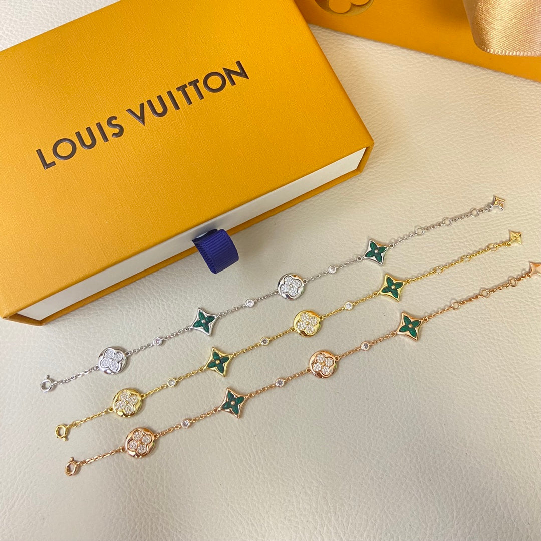 Vintage Love Design Bracelet
