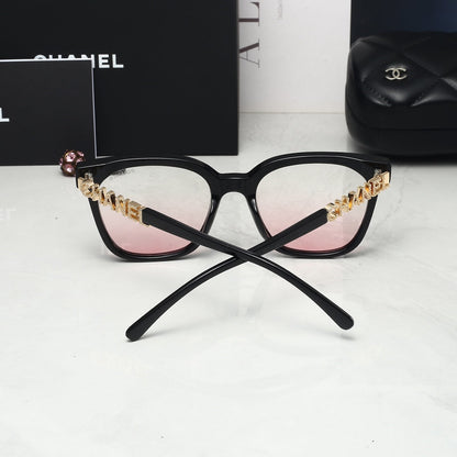 CC Design Letter Side Shiny Sunglasses