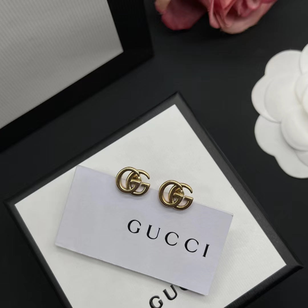Mini Good Girl Earrings Stud