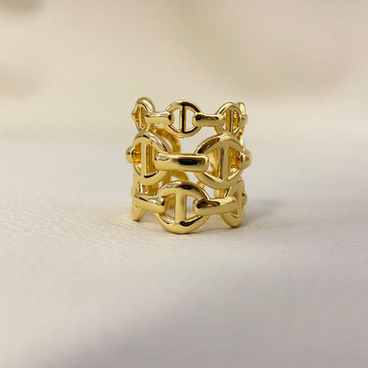 Pulsera y anillos calados con nariz de cerdo