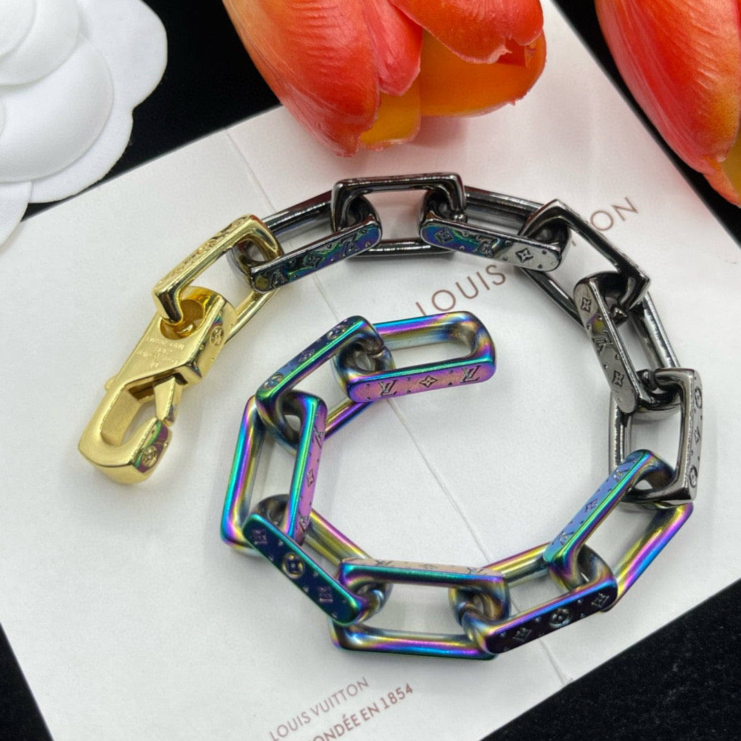 Laser Love Design Bracelet & Necklace