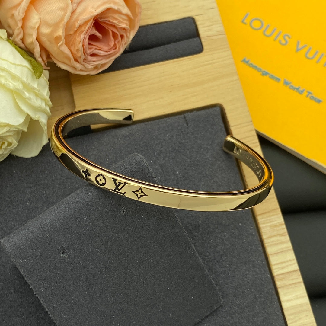 Cute Love U Bracelet