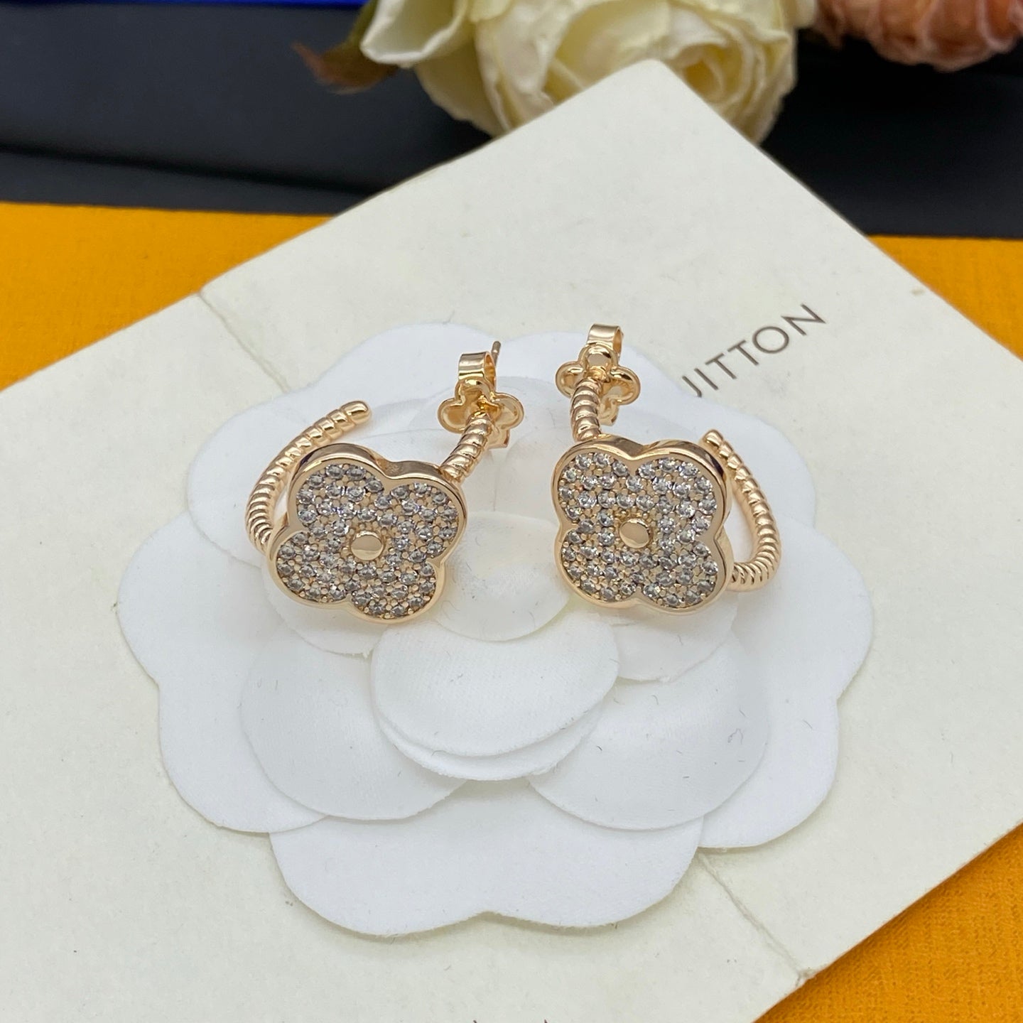 Love Cute Hoop Earrings