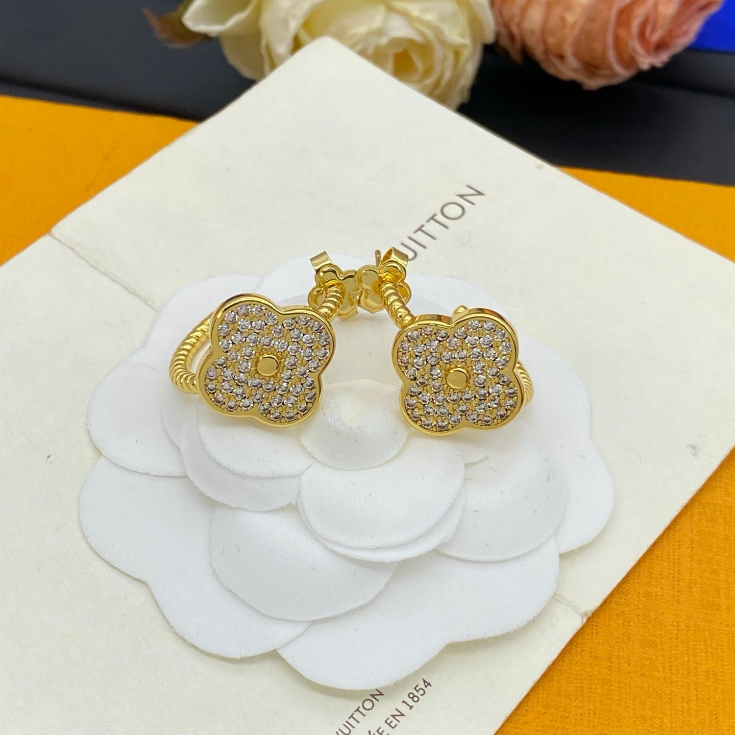 Love Cute Hoop Earrings