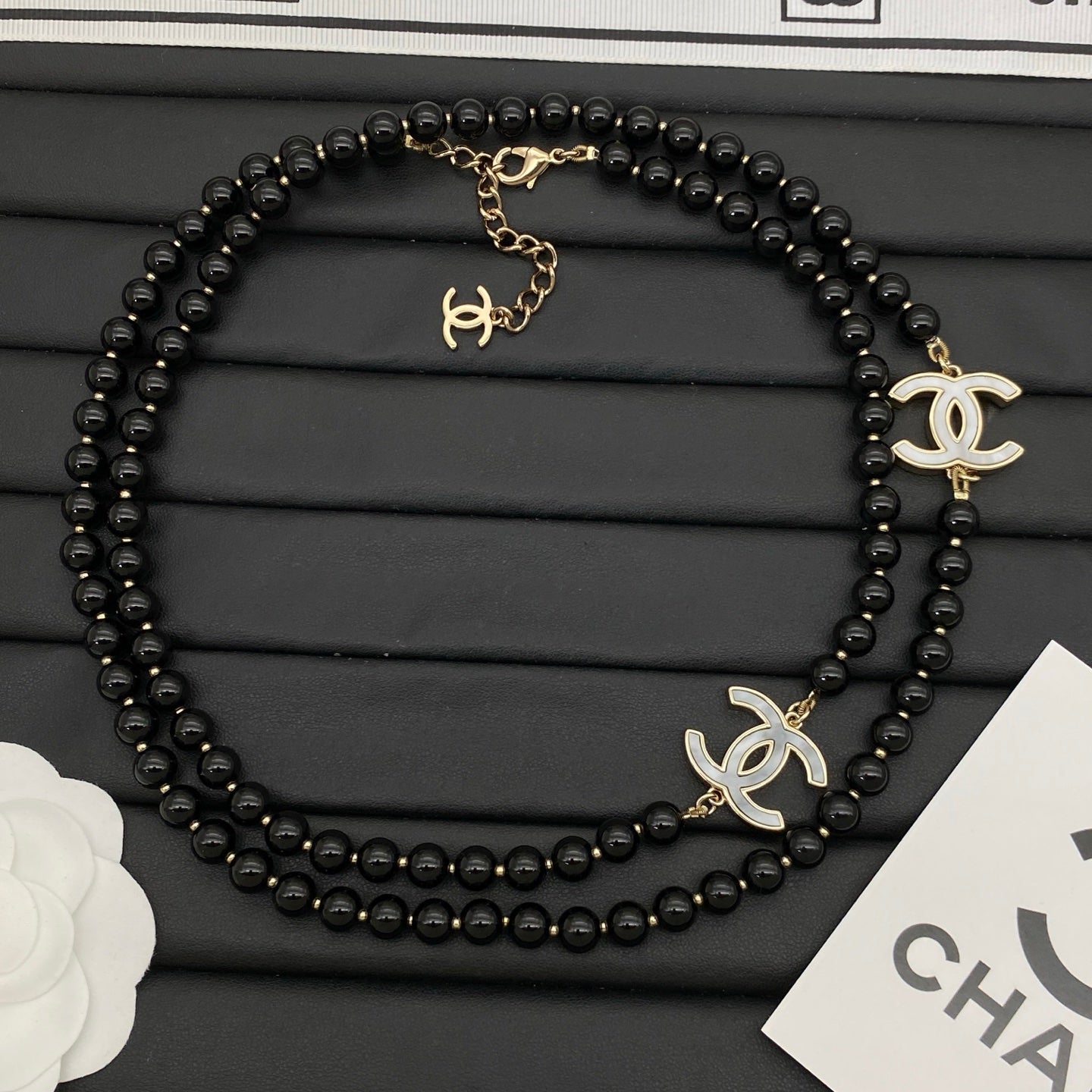 Black Deco Girl Sweater Chain
