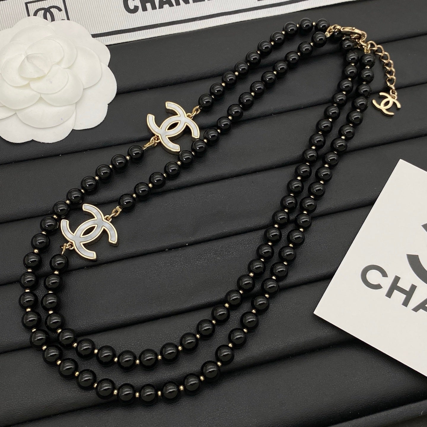 Black Deco Girl Sweater Chain