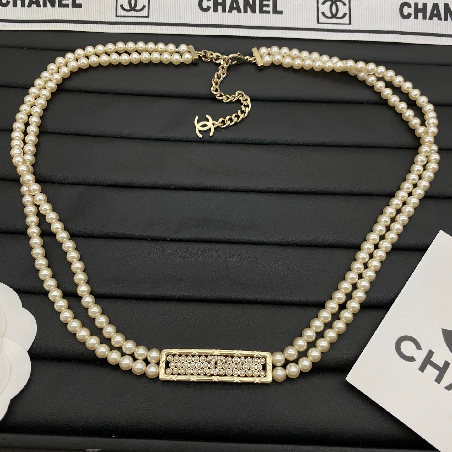Fancy CC Girl Sweater Chain